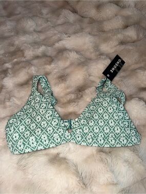 ONEONE Green & White Patterned Bikini Top